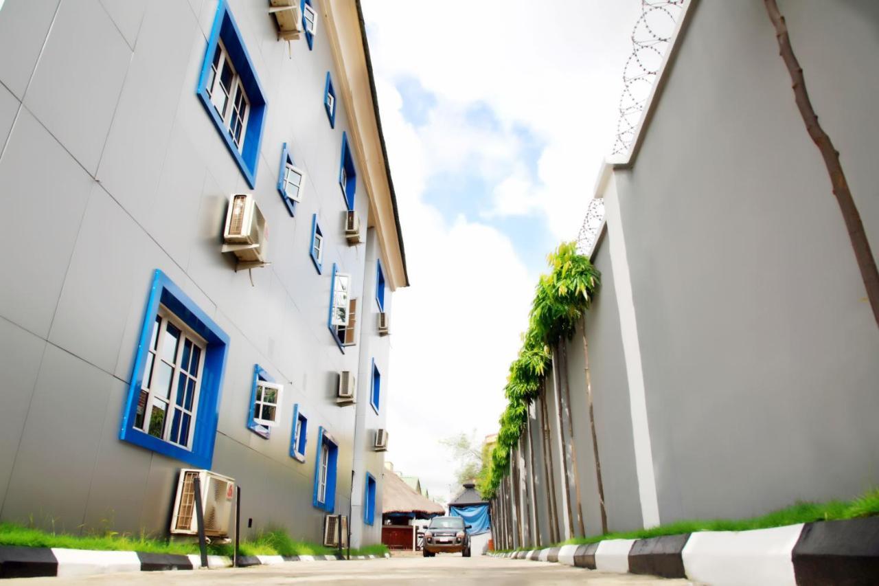 Western Dreams Hotel Abuja Exterior photo