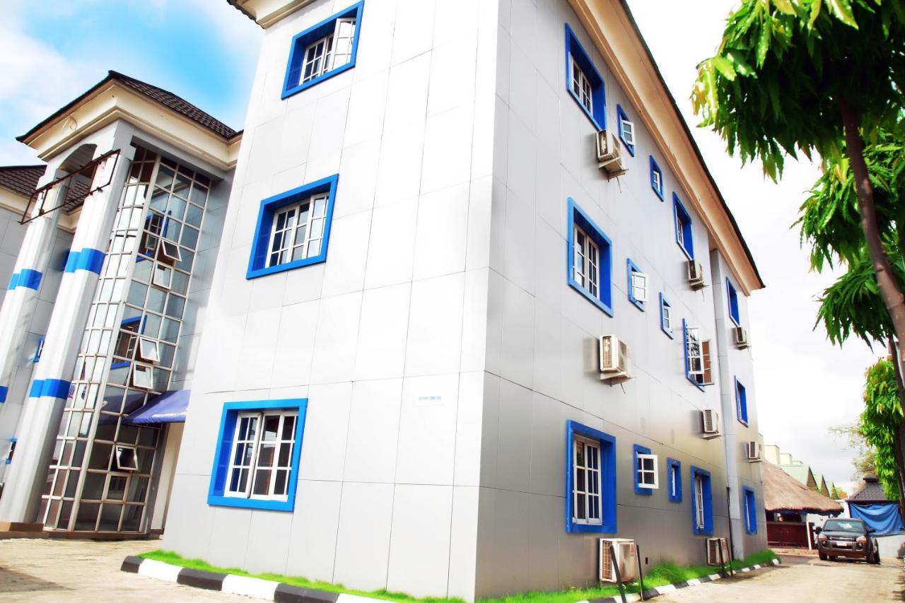 Western Dreams Hotel Abuja Exterior photo