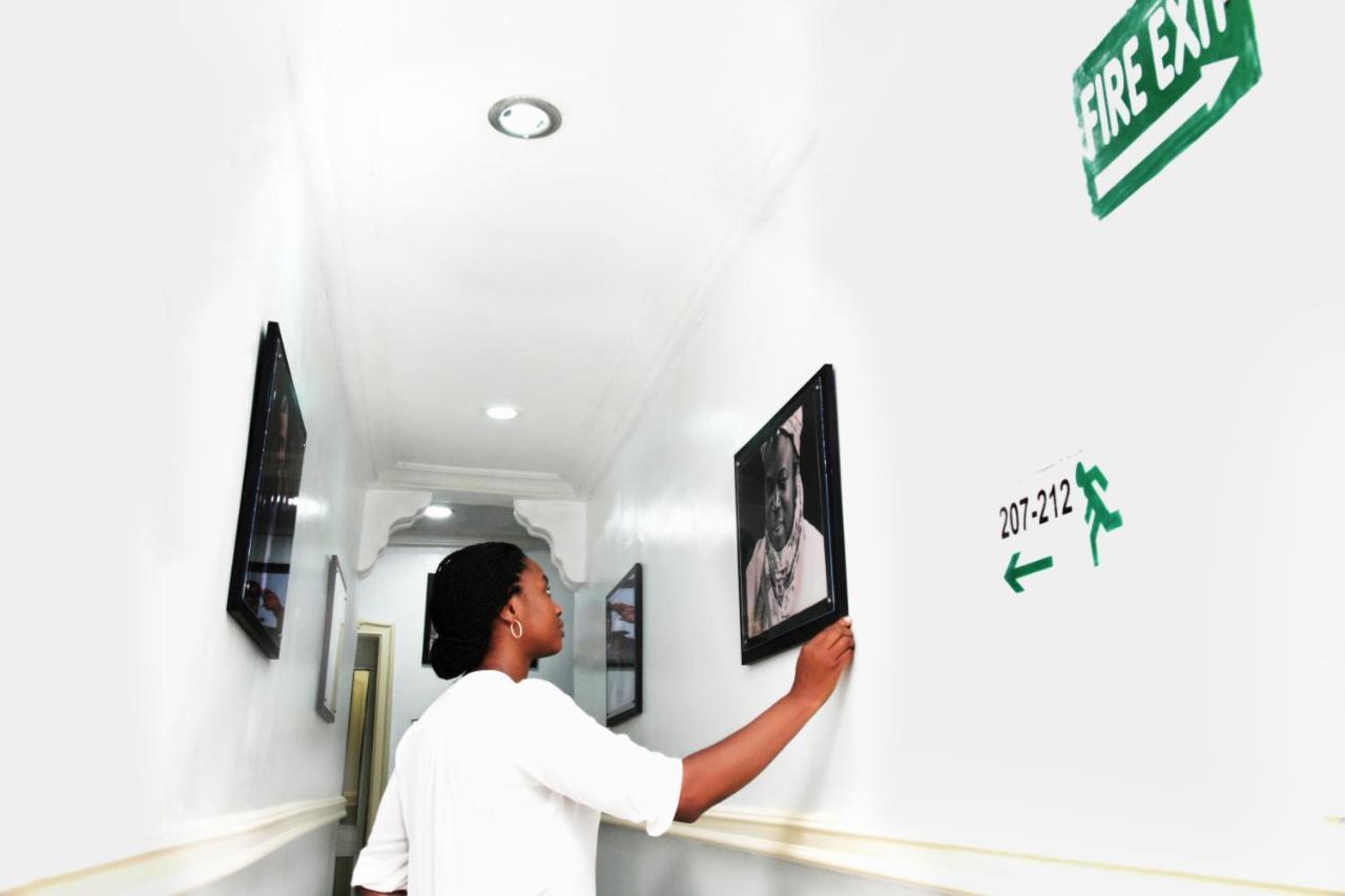 Western Dreams Hotel Abuja Exterior photo